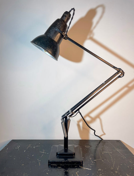 Herbert Terry & Sons Model 1227 Anglepoise, Bakelite Shade