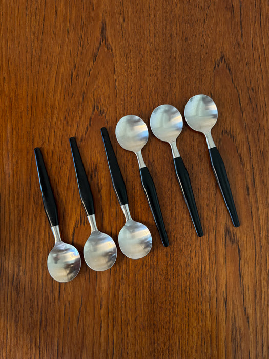 J. Sanderson & Son ‘New Image’ 42-Piece Cutlery Set by C. Melville Cass, c.1960s