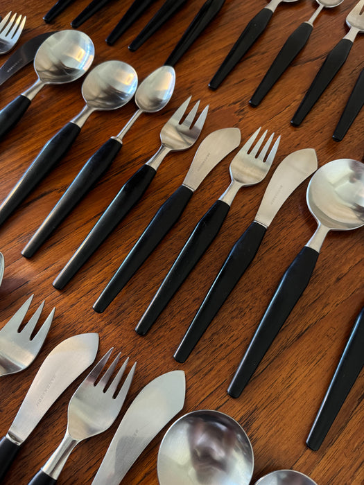 J. Sanderson & Son ‘New Image’ 42-Piece Cutlery Set by C. Melville Cass, c.1960s