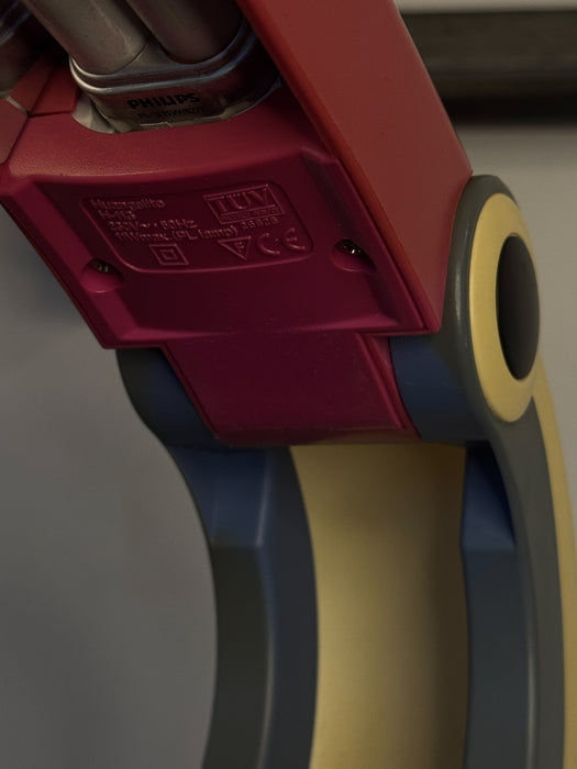 Original Huangslite Toucan Desk Lamp by H. T. Huang