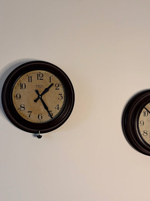 Smiths "8 Day" Bakelite Wall Clock