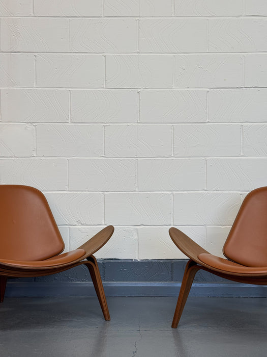 Hans J. Wegner CH07 ‘Shell’ Chairs for Carl Hansen & Søn